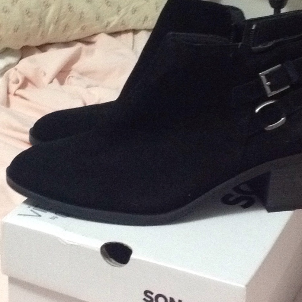 NWT SONOMA Booties Real Leather Free shipping